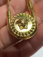Medusa Pin Brooch Golden