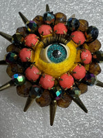 Pin Brooch Eye Handmade by Camila Meucci and Sara Molano